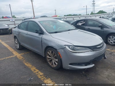 CHRYSLER 200 2015
