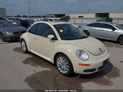 VOLKSWAGEN NEW BEETLE 2008