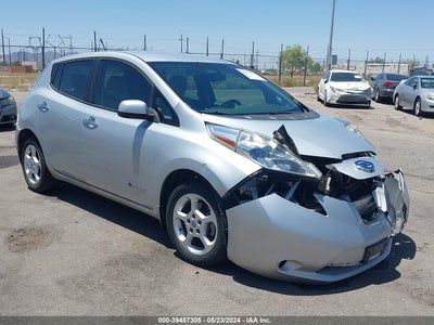 NISSAN LEAF 2013