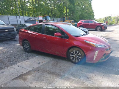 TOYOTA PRIUS 2021