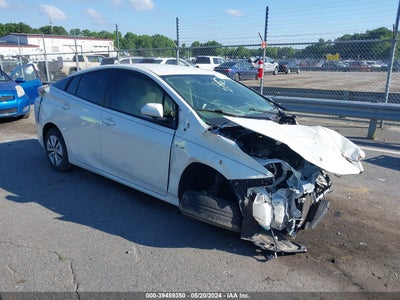 TOYOTA PRIUS 2016