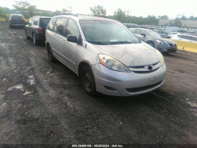 TOYOTA SIENNA 2007