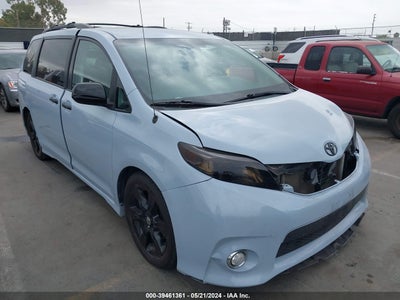 TOYOTA SIENNA 2014