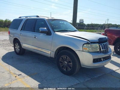 LINCOLN NAVIGATOR 2014