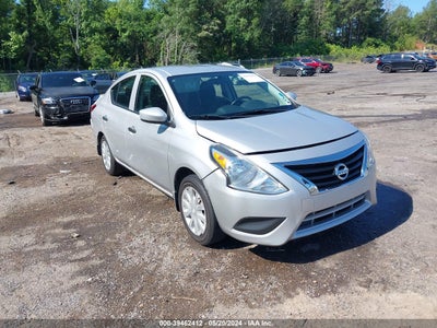 NISSAN VERSA 2019