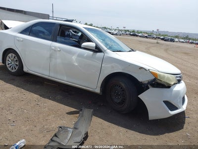 TOYOTA CAMRY 2012