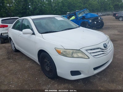 TOYOTA CAMRY 2010