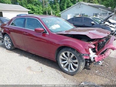 CHRYSLER 300 2017