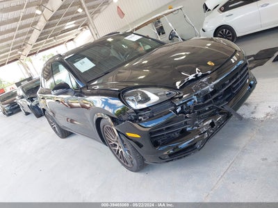 PORSCHE CAYENNE 2023