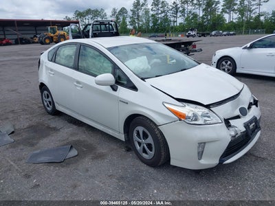 TOYOTA PRIUS 2015