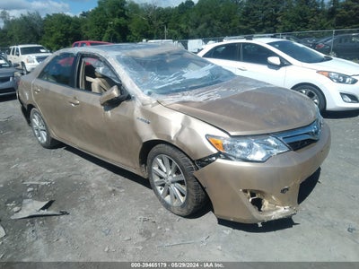 TOYOTA CAMRY HYBRID 2012