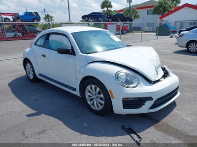 VOLKSWAGEN BEETLE 2018