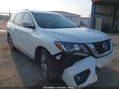 NISSAN PATHFINDER 2017