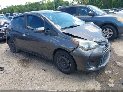 TOYOTA YARIS 2015
