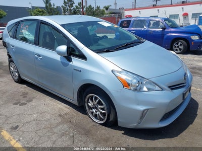 TOYOTA PRIUS V 2014