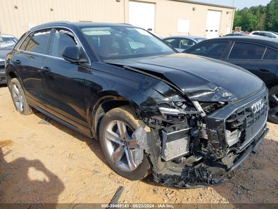 AUDI Q8 2019