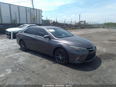 TOYOTA CAMRY 2015