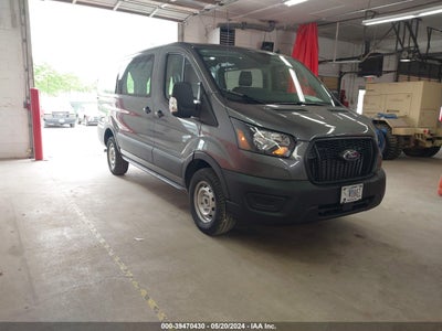 Ford Transit-150 2024