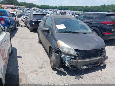 TOYOTA YARIS 2012