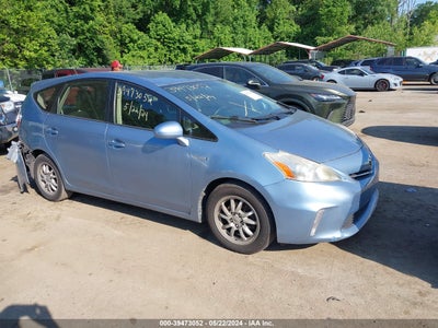 TOYOTA PRIUS V 2014