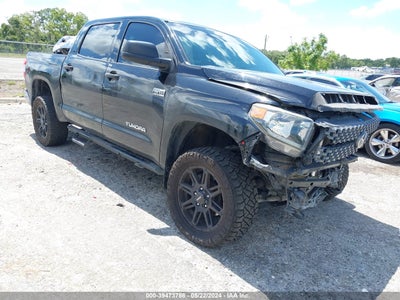TOYOTA TUNDRA 2020