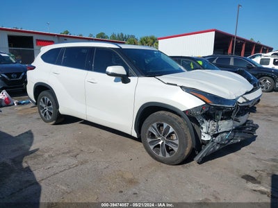 TOYOTA HIGHLANDER 2021