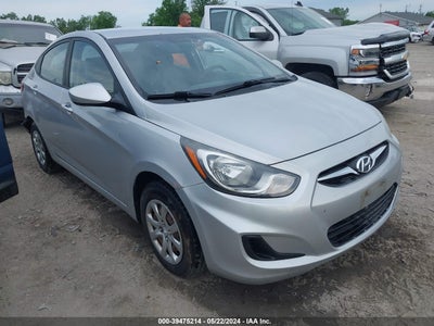 HYUNDAI ACCENT 2013