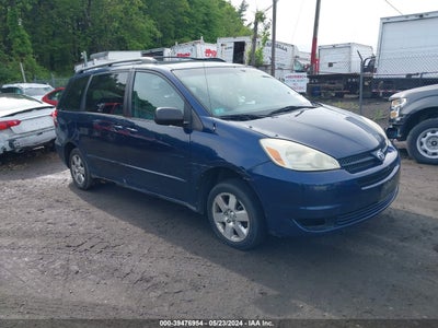TOYOTA SIENNA 2004