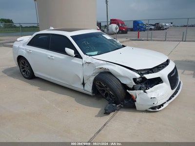 CHRYSLER 300 2015