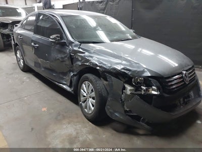 VOLKSWAGEN PASSAT 2.5 2014