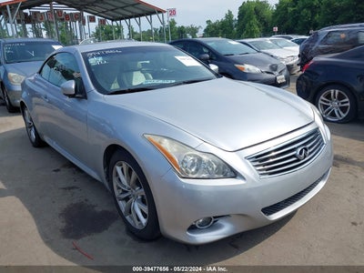 INFINITI G37 2013