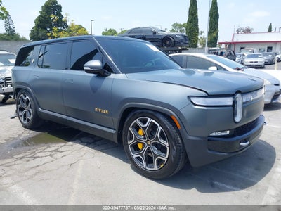 RIVIAN R1S 2022