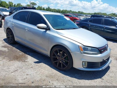 VOLKSWAGEN JETTA 2014