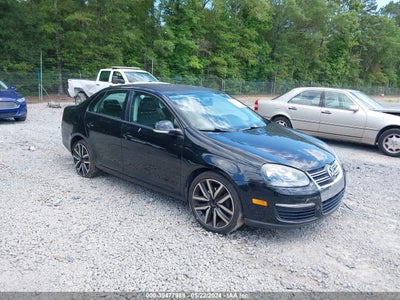 VOLKSWAGEN JETTA 2010