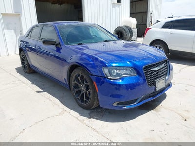 CHRYSLER 300 2019