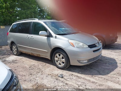 TOYOTA SIENNA 2004