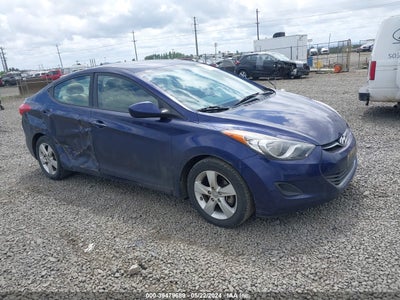 HYUNDAI ELANTRA 2013