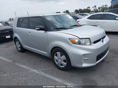 SCION SCION XB 2015