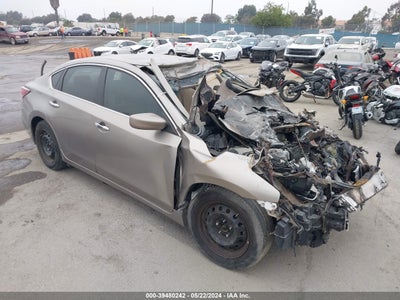 Nissan Altima 2015