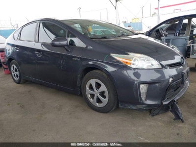 TOYOTA PRIUS 2015