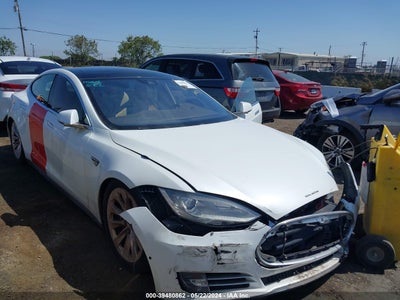 TESLA MODEL S 2015
