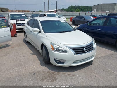 NISSAN ALTIMA 2015