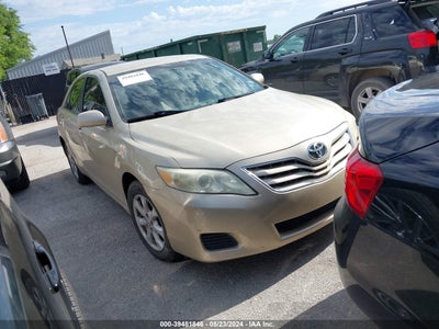 TOYOTA CAMRY 2010