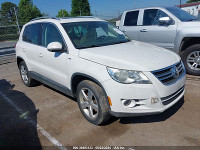 VOLKSWAGEN TIGUAN 2010