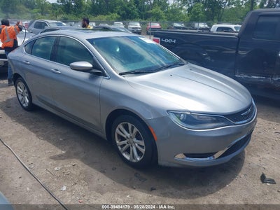 CHRYSLER 200 2015