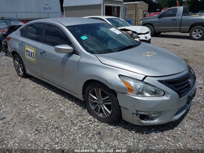 NISSAN ALTIMA 2015