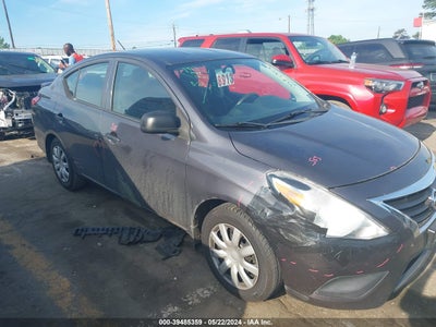 NISSAN VERSA 2015