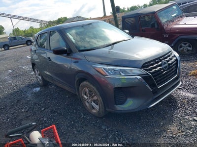 NISSAN KICKS 2023