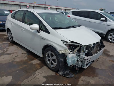 TOYOTA PRIUS 2015