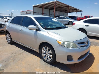 TOYOTA COROLLA 2012